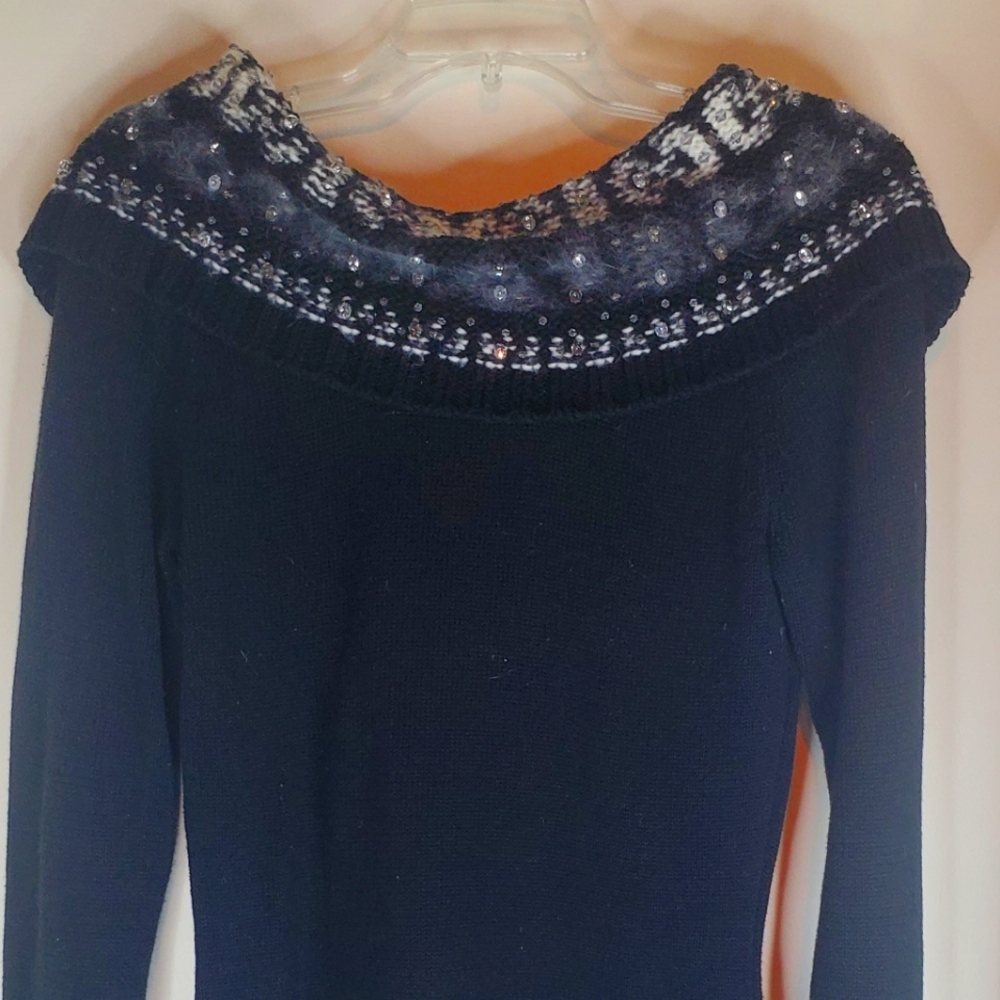 Long-sleeved blouse